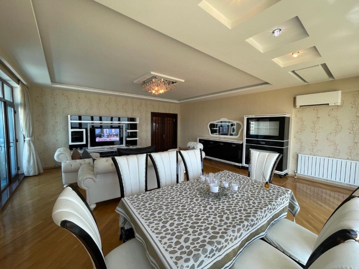 Megafun Apartment Baku Ngoại thất bức ảnh
