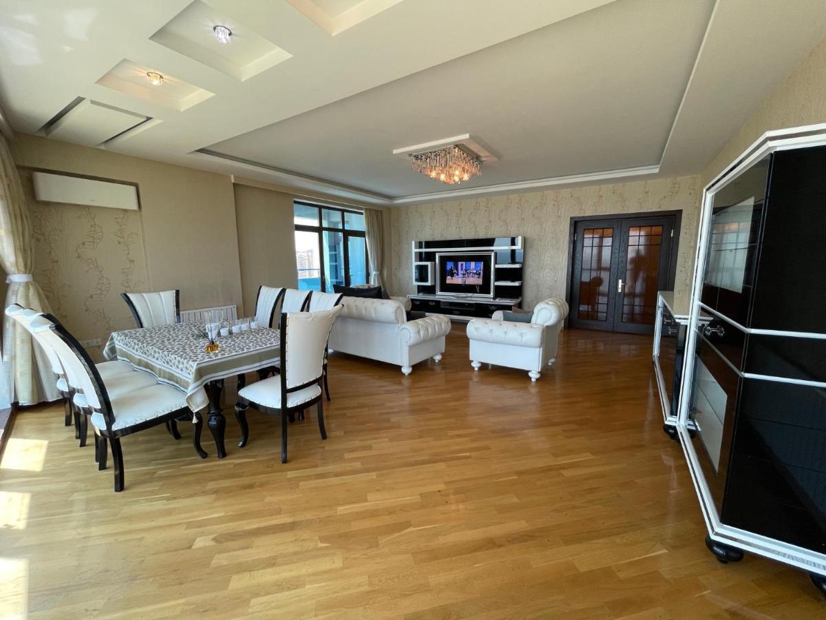 Megafun Apartment Baku Ngoại thất bức ảnh